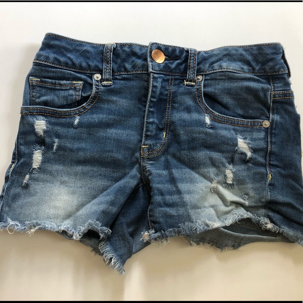 American Eagle Ripped Super Stretch Jean Shorts